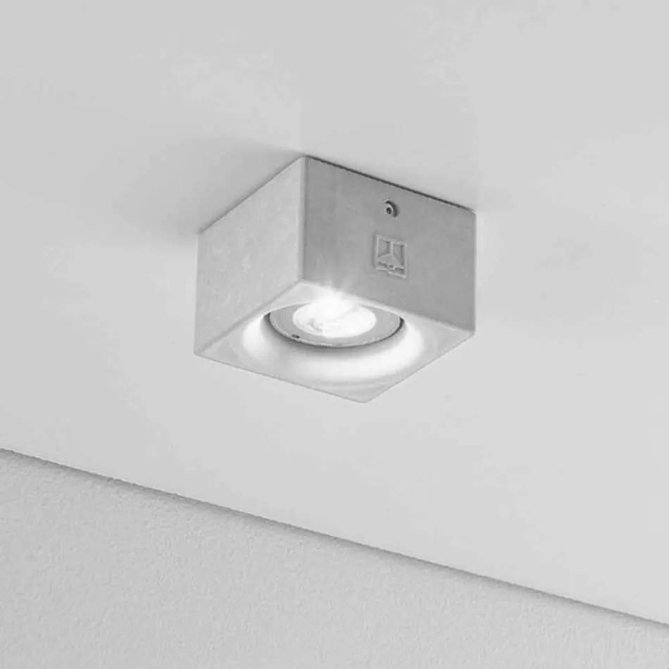 Suva tavan moderne me dizajn katror ose çimento Nadir Viadurini