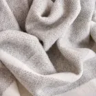 Plaid me përzierje leshi ultra të butë dhe me gëzof Prodhuar në Itali - Caldoso Viadurini