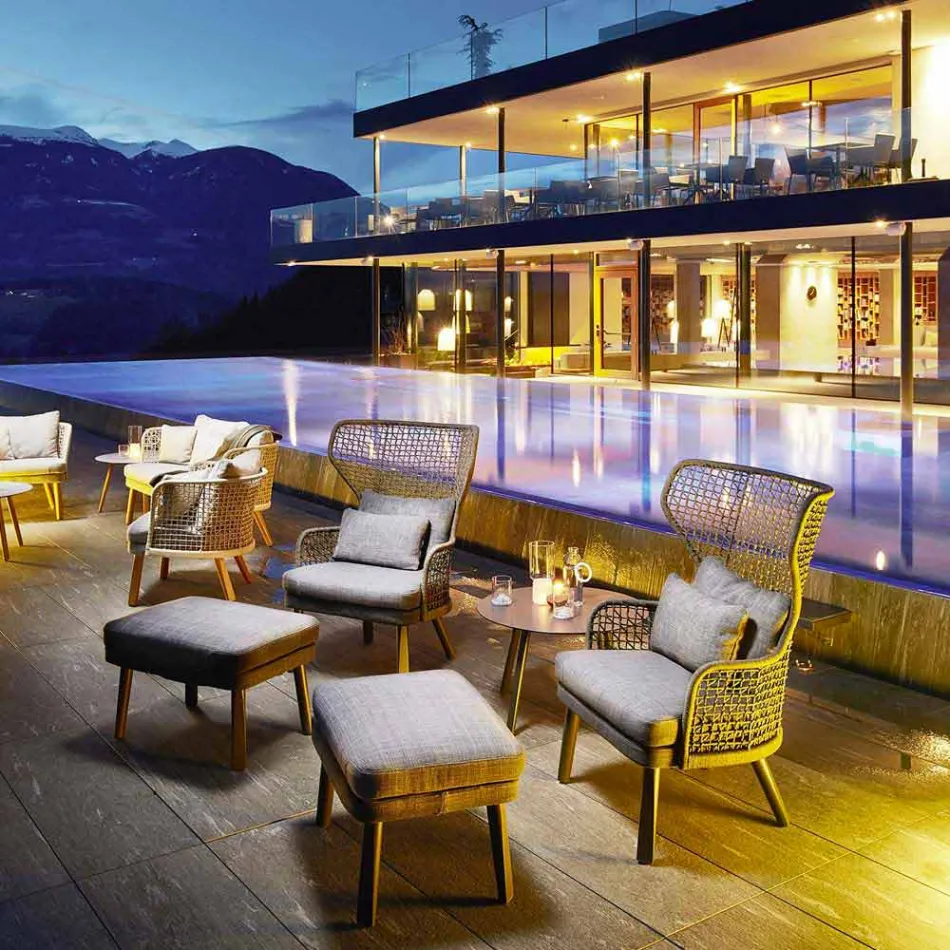 Varaschin Emma kolltuk i shtruar në natyrë i dizajnit modern Viadurini