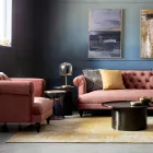 Kolltukë me dizajn klasik në dru dhe efekt gri ose kadife rozë - Sanny Viadurini