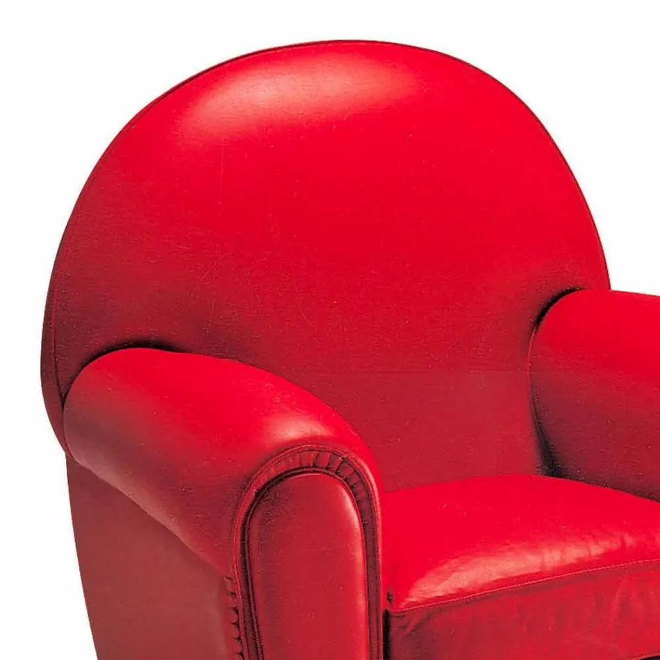 Kolltuk i dhomës së ndenjes i mbuluar me lëkurë me këmbë druri të prodhuara në Itali - Pegolo Viadurini