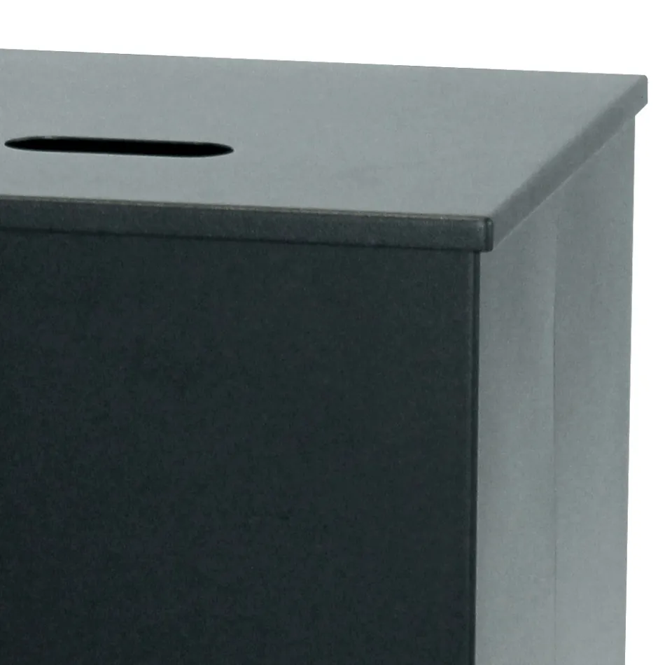 Mbajtëse peleti katror në çelik dhe rrota të lyera me ngjyrë të zezë Prodhuar në Itali - Parrot Viadurini