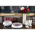 Mbajtëse e ulët e qirinjve në mermerin e bardhë Carrara dhe bronzi të bërë në Itali - Benton Viadurini