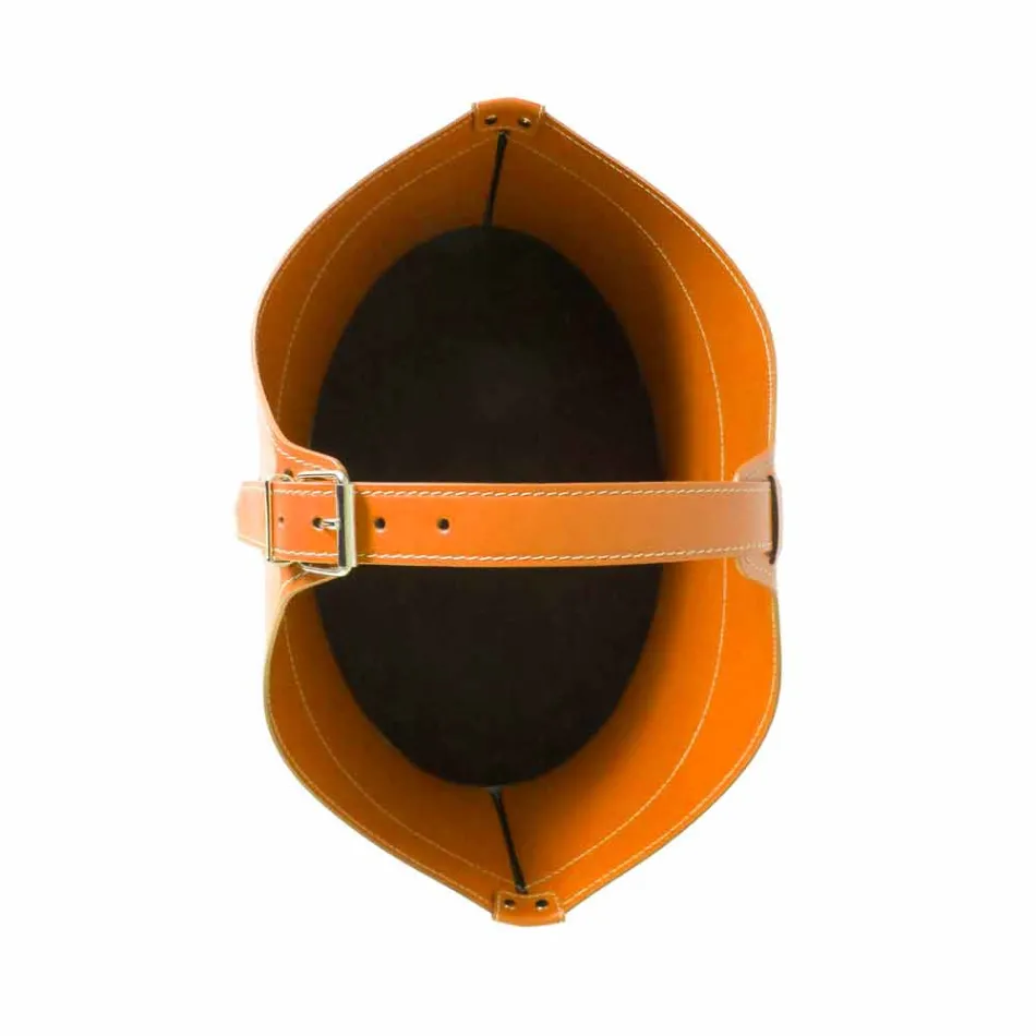 Mbajtëse shtëpie e druve të zjarrit me rrota në lëkurën moderne të rigjeneruar Fabia Viadurini