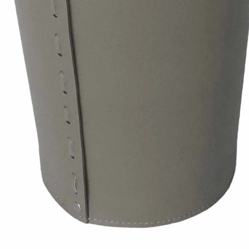 Mbajtës i druve të zjarrit, mbajtës hekuri dhe pranga për lëkurën e Nicad, e bërë në Itali Viadurini