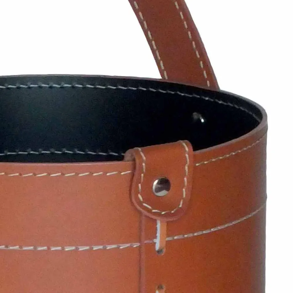 Stenda ombrellë e projektimit në lëkurën e rigjeneruar Regen, të bërë në Itali Viadurini