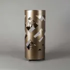 Qëndroni ombrellën në hekurin me ngjyrë të modelit modern të bërë në Itali - Enrica Viadurini