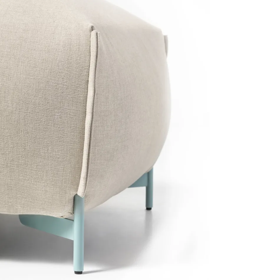 Puf prej pëlhure kopshti me këmbë metalike Prodhuar në Itali - Gjalpë Viadurini