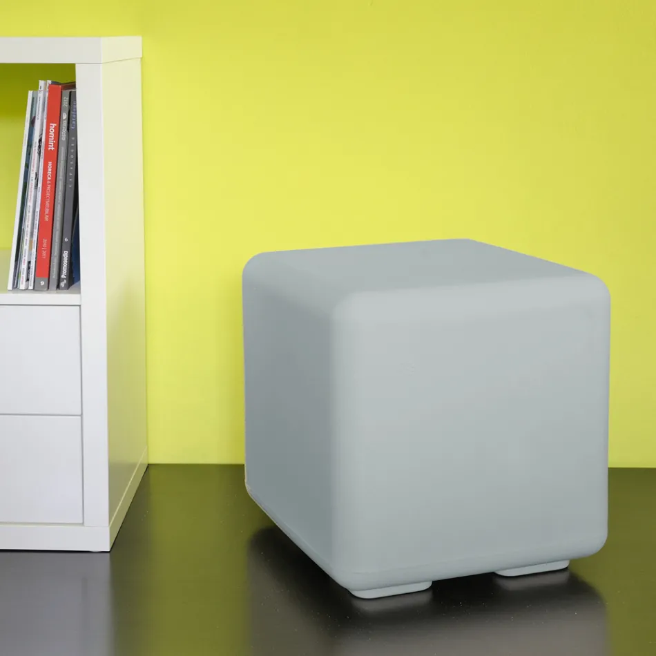 Tavolinë kafeje Pouf Garden me polietileni me ngjyra Prodhuar në Itali - Ngjyra Viadurini