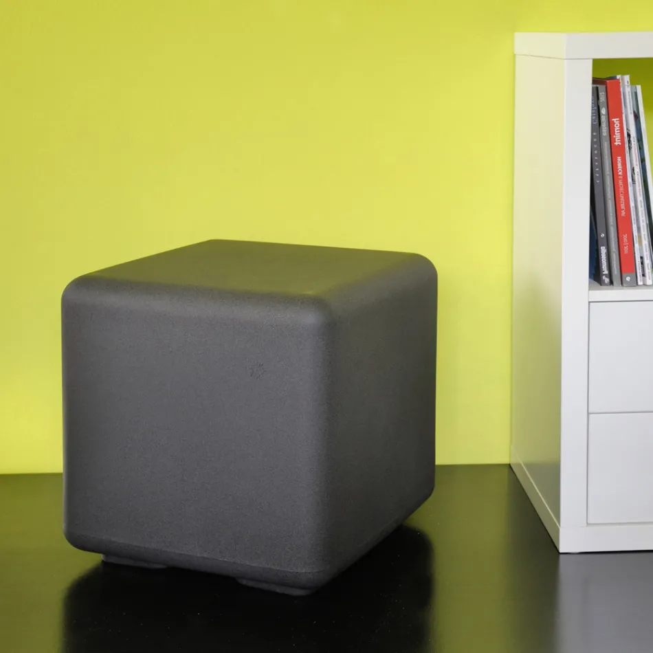 Tavolinë kafeje Pouf Garden me polietileni me ngjyra Prodhuar në Itali - Ngjyra Viadurini