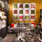 Pamje Moderne e Murit në Lule Metalike dhe Artificiale Prodhuar në Itali - Gonio Viadurini