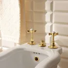 Çezmat e cilësisë së mirë të tunxhit me shpërndarje të brendshme Prodhuar në Itali - Katerina Viadurini