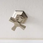 Tap legeni me dizajn të cilësisë së mirë me tunxh Prodhuar në Itali - Silvana Viadurini