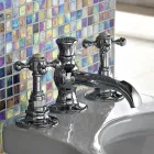 Çezma e cilësisë së mirë e tunxhit me 3 vrima, Prodhuar në Itali - Elisea Viadurini