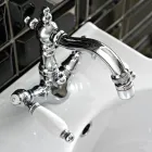 Trokitje klasike e bidetit me një vrimë me leva tunxhi të punuar me dorë - Noriana Viadurini