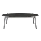 Dhomë ndenjeje në natyrë me jastëkë dhe krahë të rrumbullakosura - Zenith Viadurini