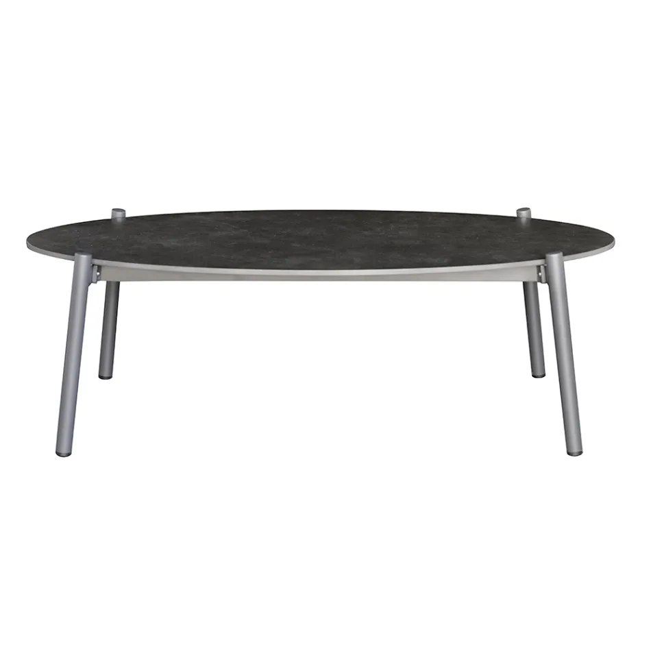 Dhomë ndenjeje në natyrë me jastëkë dhe krahë të rrumbullakosura - Zenith Viadurini