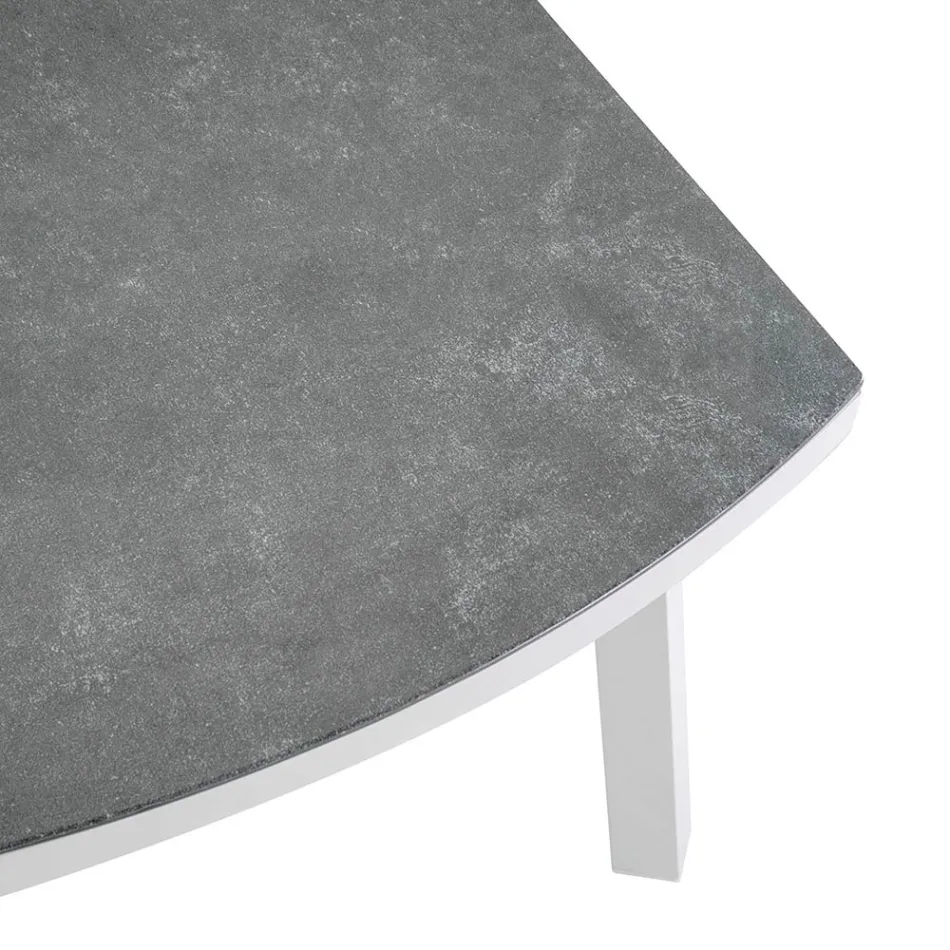 Sallon në natyrë me jastëkë të bardhë alumini dhe krem - Relaz Viadurini