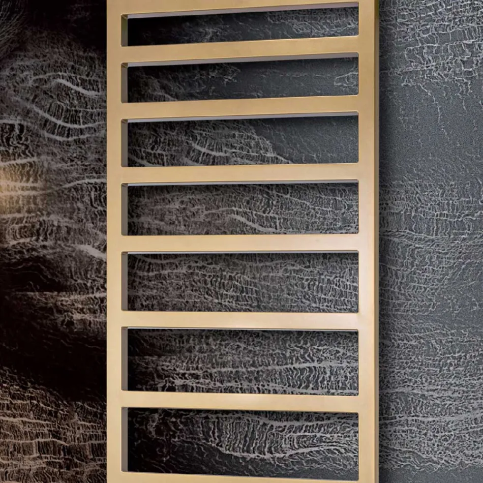 Ngrohëse elektrike për peshqirë me linja të thjeshta në çelik Prodhuar në Itali - Fëstëk Viadurini