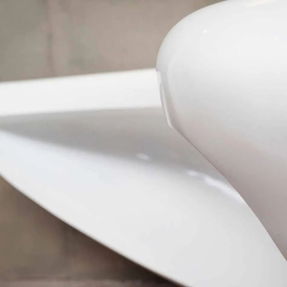 Zyra moderne e projektimit Boomerang e bërë në Itali Viadurini