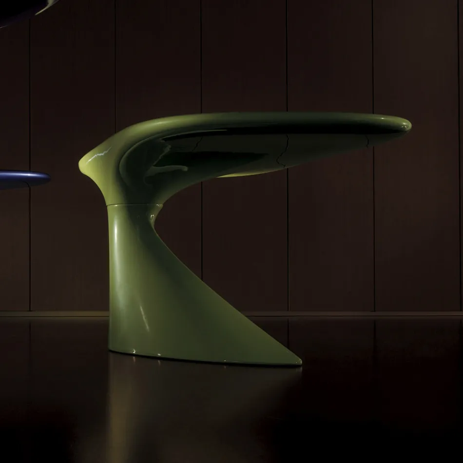 Tavolinë Karim Rashid në rrëshirë - Smania Viadurini