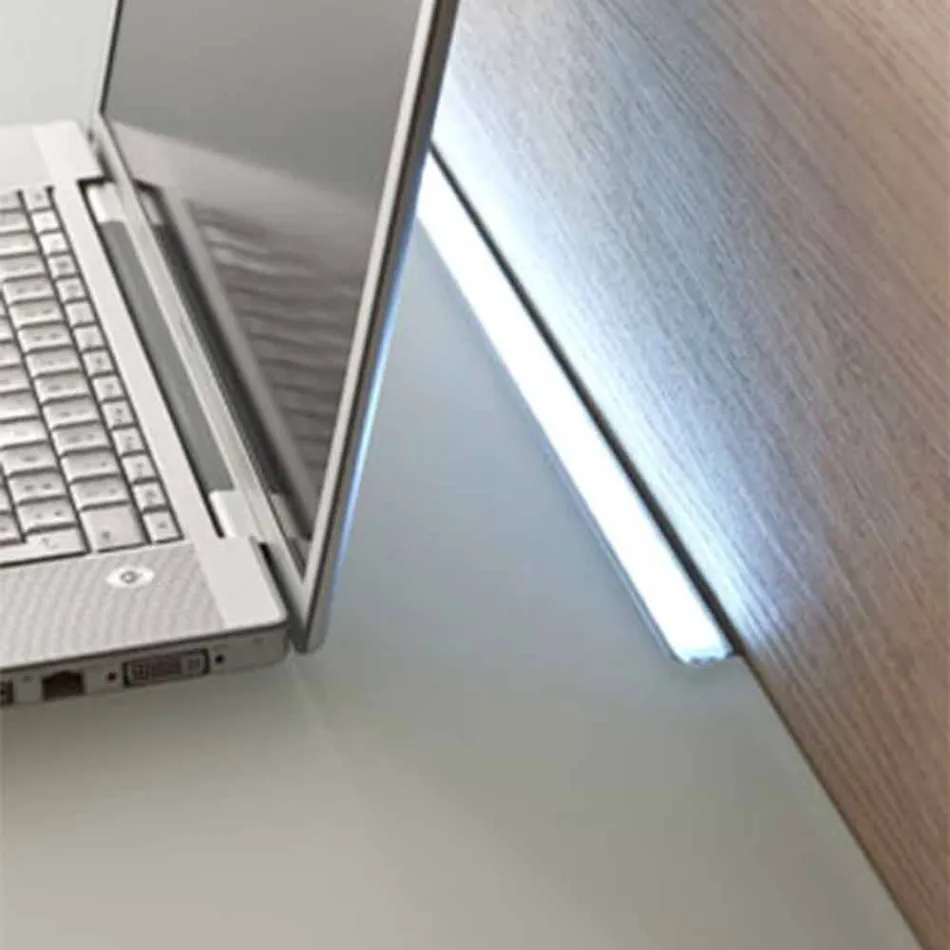 Tavolinë e pezulluar në kristal me strukturë metalike prodhuar në Itali - Silic Viadurini