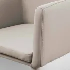 Karrige me mbështetëse krahu prej metali e veshur me eko-lëkurë Carlina Viadurini