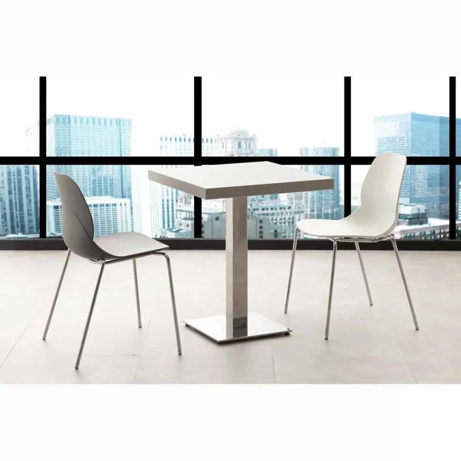 Karrige me kornizë të kromuar dhe guaskë polipropileni Licata Viadurini