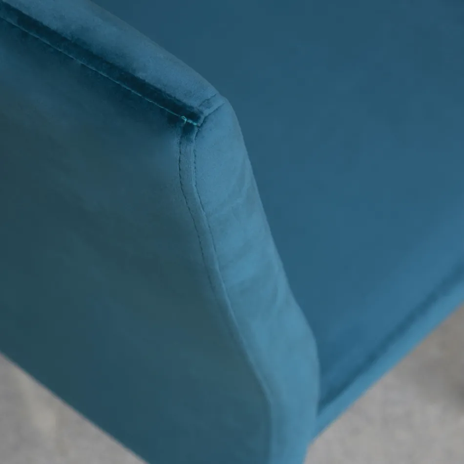 Karrige kuzhine me kembe metalike dhe sedilje kadife 4 cope - Darvina Viadurini