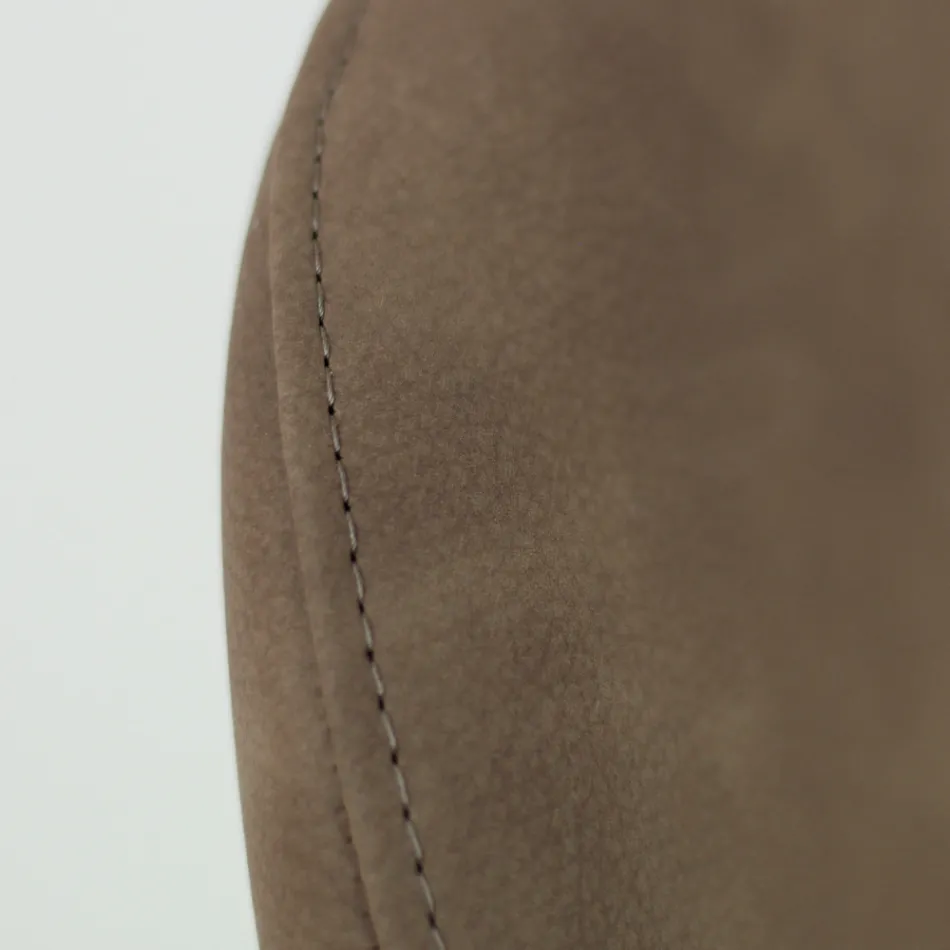 Karrige e dhomës së ndenjes në dru hiri të njollosur Prodhuar në Itali - Lyanne Viadurini