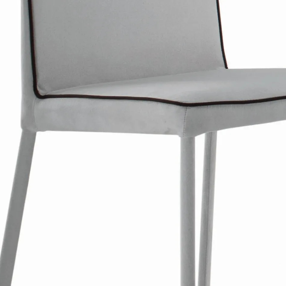 Karrige e dhomës së ndenjes me susta dhe këmbë me llak Prodhuar në Itali - Catania Viadurini