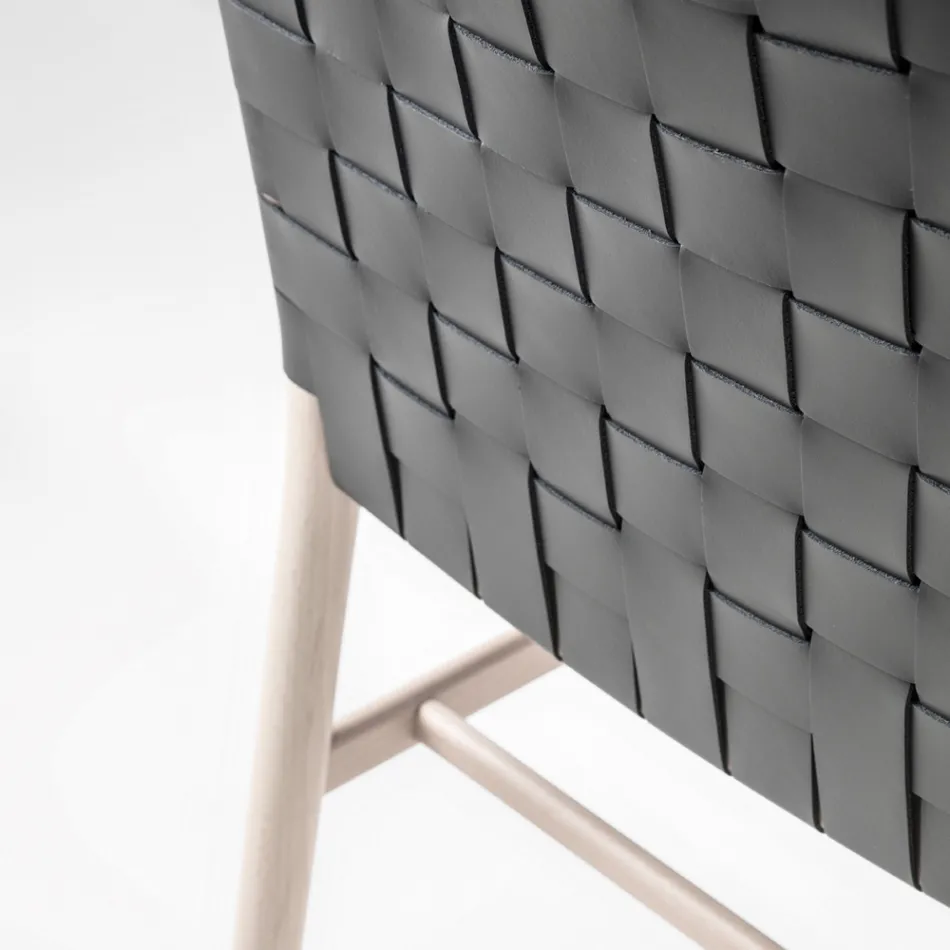 Karrige e cilësisë së lartë prej druri dhe lëkure ahu Prodhuar në Itali, 2 copë - Nora Viadurini