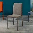 Karrige e dhomës së ngrënies prej pëlhure projektuese e prodhuar në Itali, Conny Viadurini