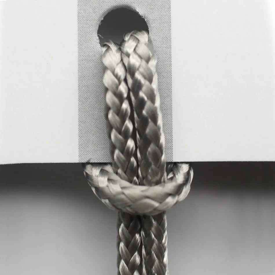 Karrige luksoze me mbështetëse krahësh në ahu dhe litar të zbardhur Prodhuar në Itali - Nora Viadurini