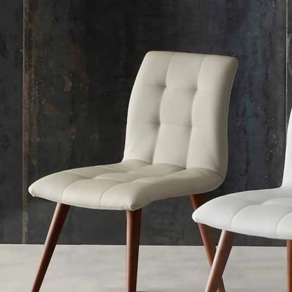 Karrige druri e ngurtë e veshur me eko-lëkurë ngjyrë vjollce Viadurini