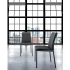 Karrige Jete moderne e mbushur dhe e veshur me susta Prodhuar në Itali - Monnalisa Viadurini