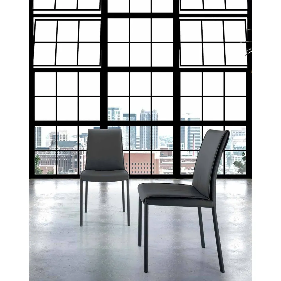 Karrige Jete moderne e mbushur dhe e veshur me susta Prodhuar në Itali - Monnalisa Viadurini