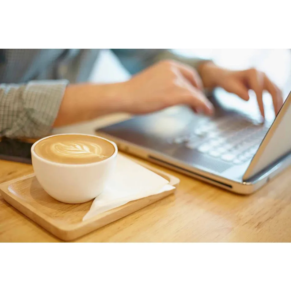 Seti i 18 gotave të çajit me Sugar Bowl dhe Porcelain Tabaka - Lucerne Viadurini