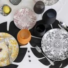 Kuti me verë të kuqe ose të bardhë e vendosur në gotë me ngjyra, 12 copë - Rim Viadurini