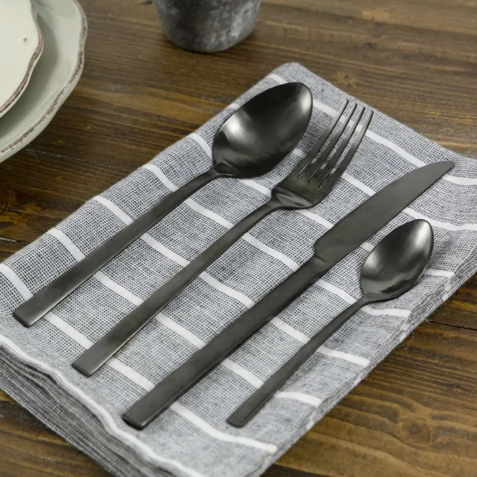 Set i takëmeve të plota në dizajn çeliku të zi ose bakër 24 copë - Fayette Viadurini