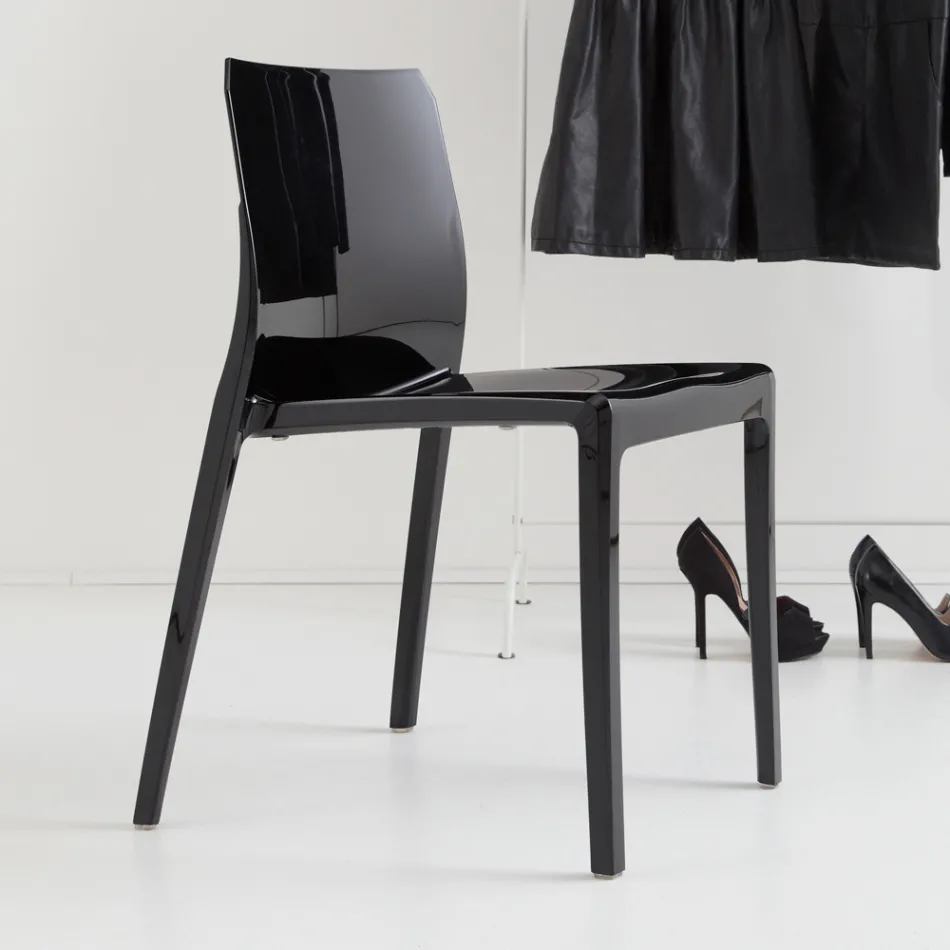 Set me 4 karrige të jashtme dhe të brendshme nga polipropileni me ngjyra të ndryshme - të ndërtuara Viadurini