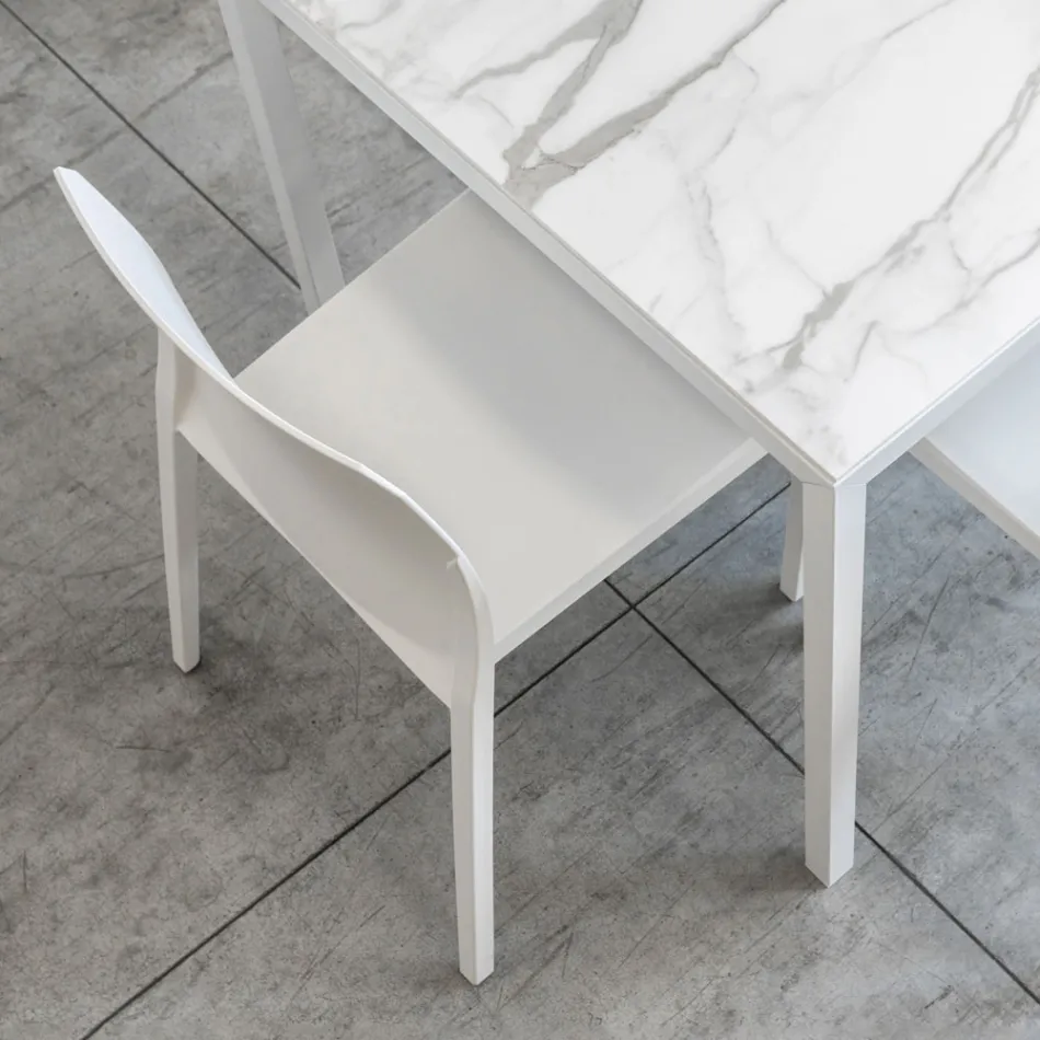 Set me 4 karrige të jashtme dhe të brendshme nga polipropileni me ngjyra të ndryshme - të ndërtuara Viadurini