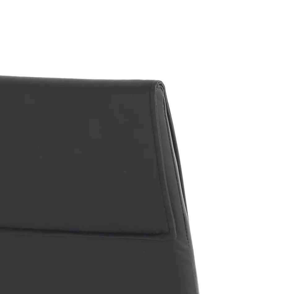 Set me 4 karrige të veshura me susta prej lëkure sintetike me veshje të ndryshme - Uranium Viadurini