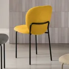 Set me dy karrige të veshura me pëlhurë dhe kornizë metalike të lyer - Lior Viadurini