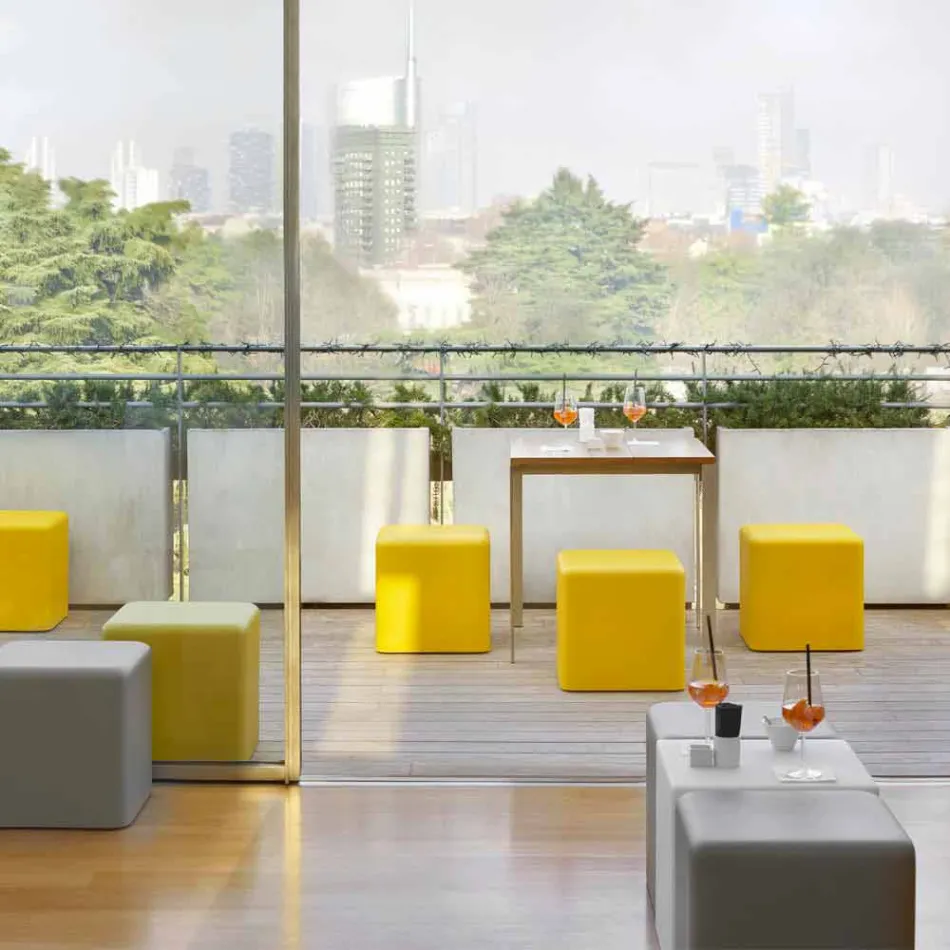 Stol i butë kubi poliuretani Projektim i butë i kubit Slide prodhuar në Itali Viadurini