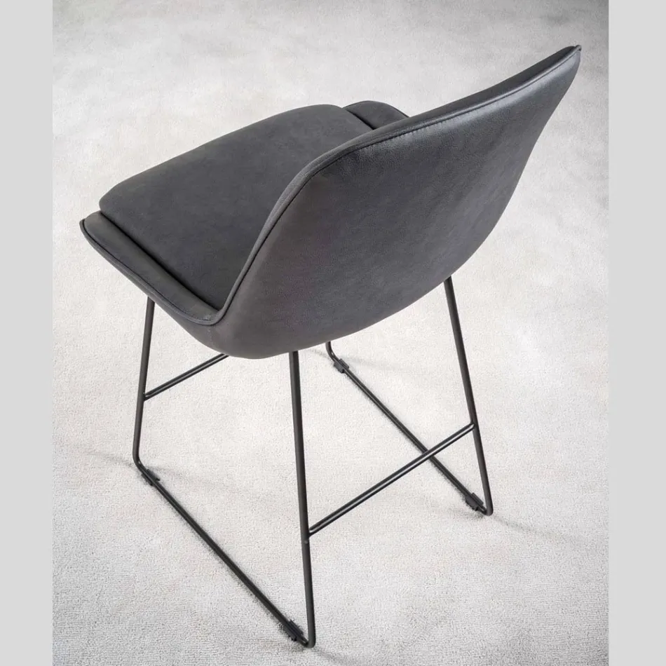 Karrige dhome ndenjeje me struktura dhe dekorime te ndryshme - Denis Viadurini