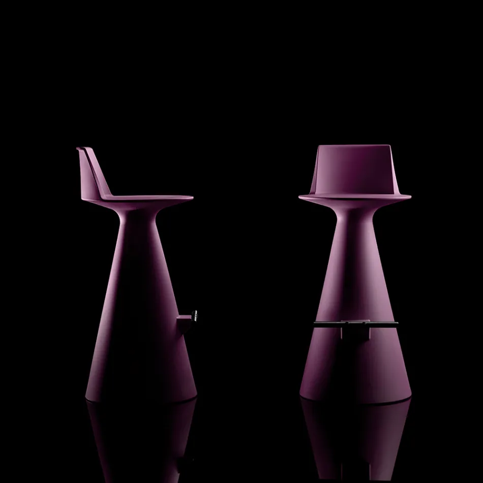 Karrige e dhomës së ndenjes prej polietileni me mbështetëse këmbësh - Ellipse Viadurini