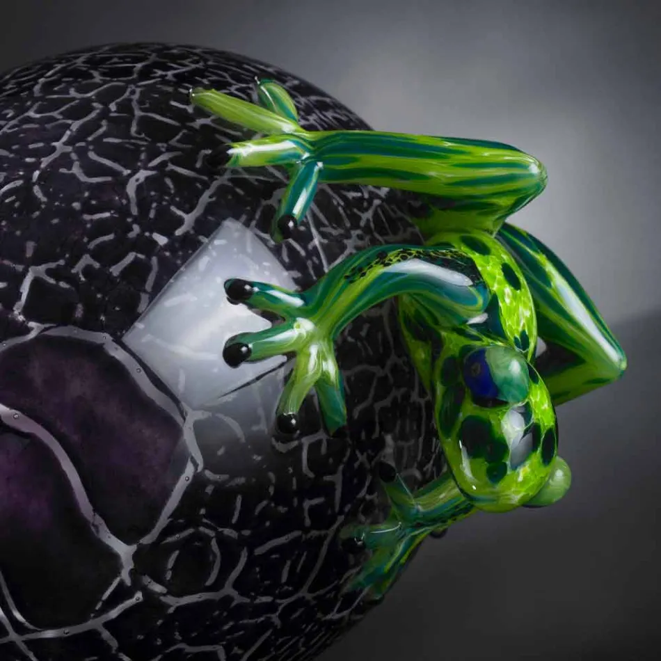 Ornament në formë veze me bretkosa në xham me ngjyra të prodhuar në Itali - Huevo Viadurini