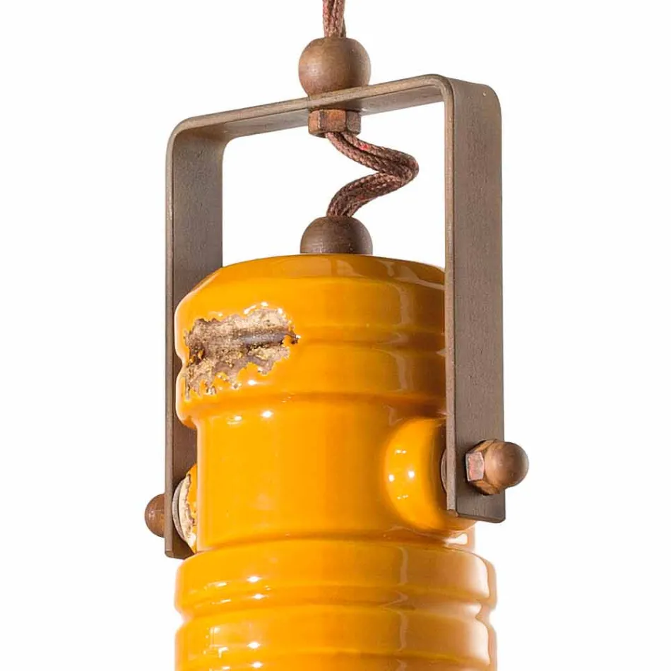 Industria e pezullimit të qeramikës dhe zile metalike Ruth Viadurini