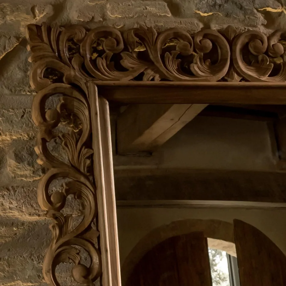 Pasqyrë e gdhendur e bërë nga dru tik i fortë - Auguste Viadurini